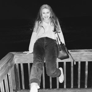 Meet your Posher, Bella